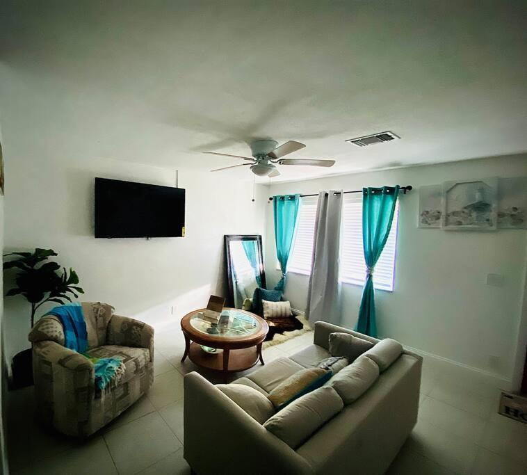 Cheerful 1-Bed On Oakland Park Fl Villa Форт Лодърдейл Екстериор снимка