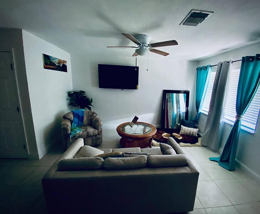Cheerful 1-Bed On Oakland Park Fl Villa Форт Лодърдейл Екстериор снимка